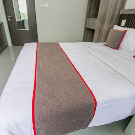 Hotel O Apartment Riverdale Cikarang Near Sgc Mall เบกาซิ ภายนอก รูปภาพ