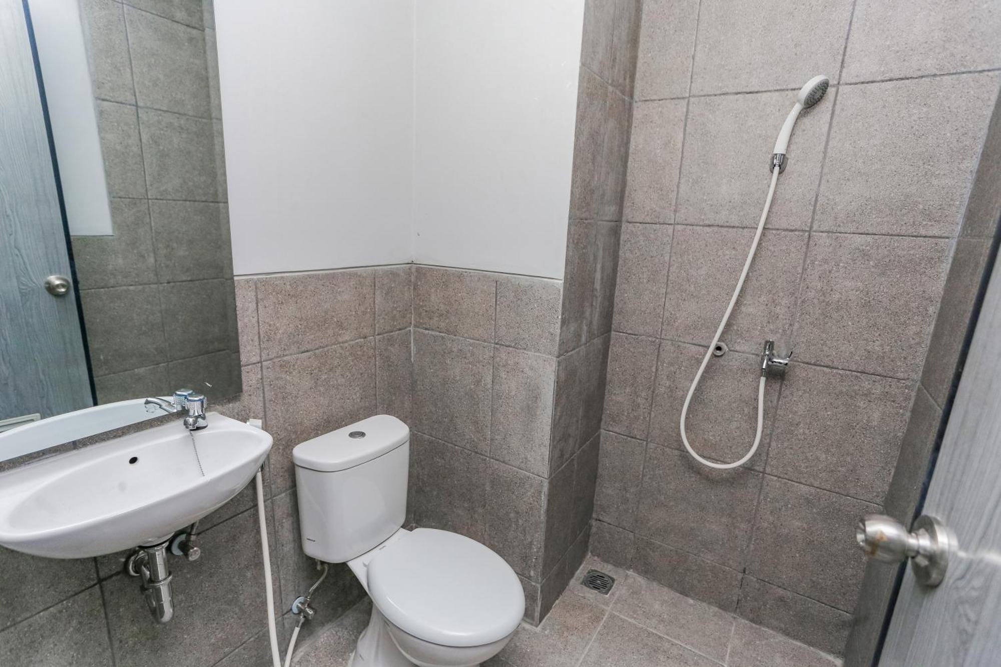 Hotel O Apartment Riverdale Cikarang Near Sgc Mall เบกาซิ ภายนอก รูปภาพ